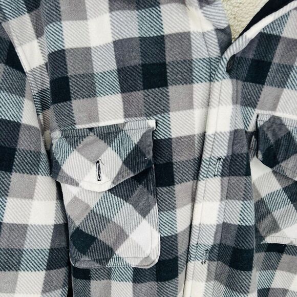 Freedom Foundry Shacket Men's Large Gray Sherpa Lined Button Up Flannel - Picture 2 of 5